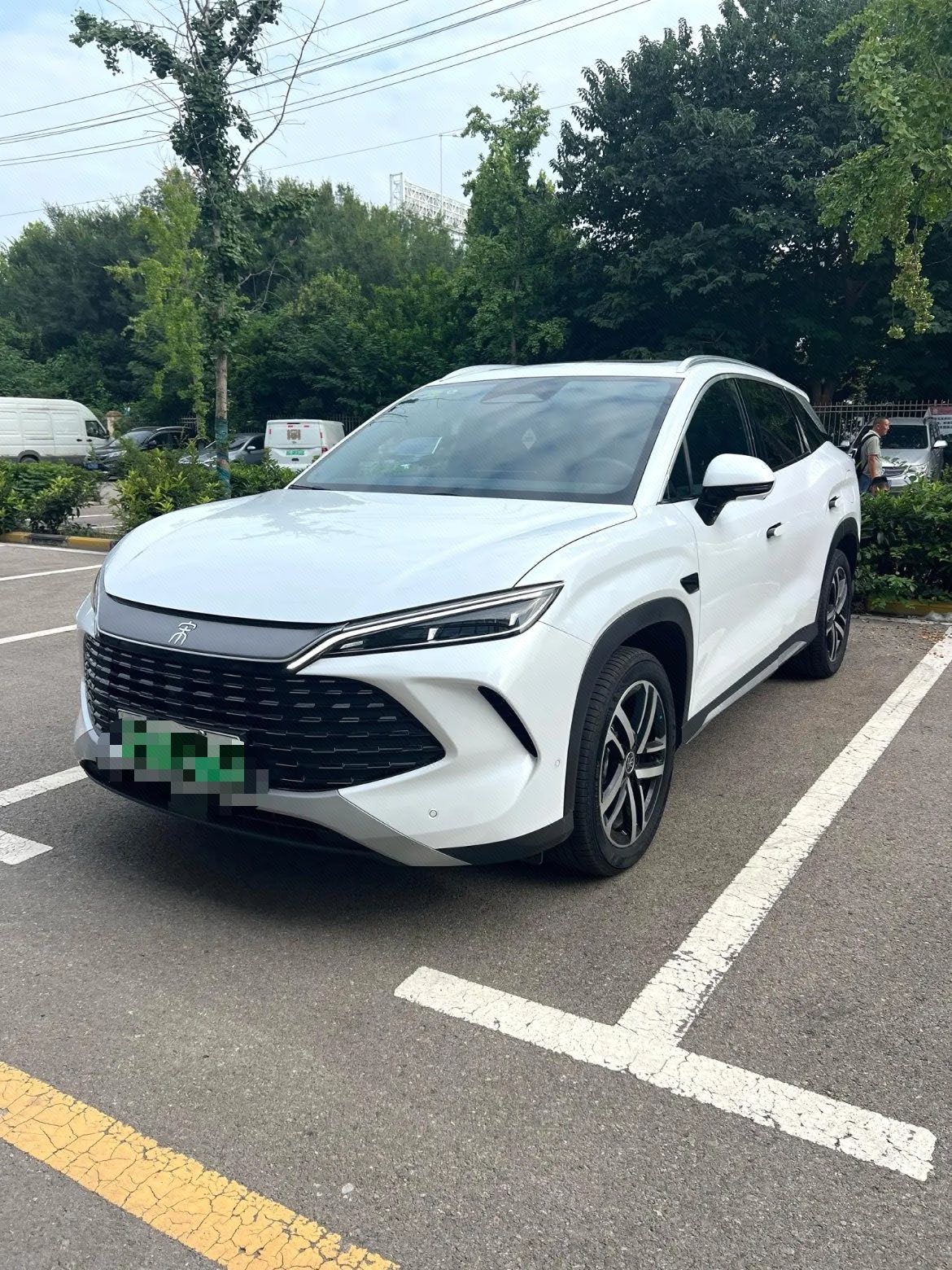 BYD 2025 Song L DM-i 1.5 CVT Intelligent Driving Edition 112 km Leading Trim Automatic Transmission